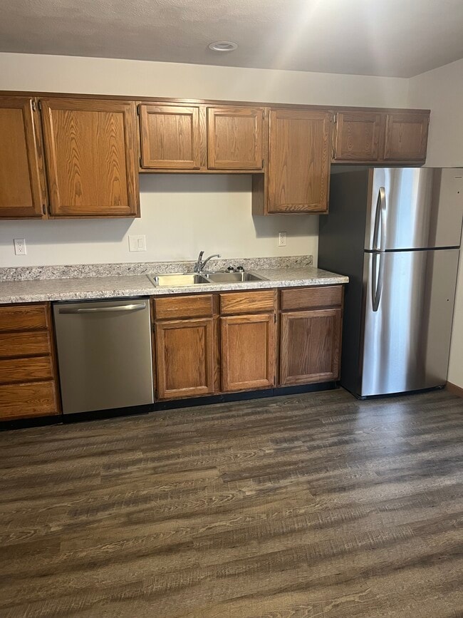 Photo - 1208 Miller St