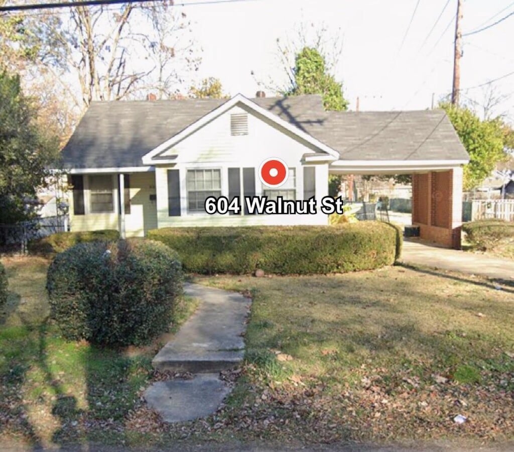 Photo - 604 Walnut St House