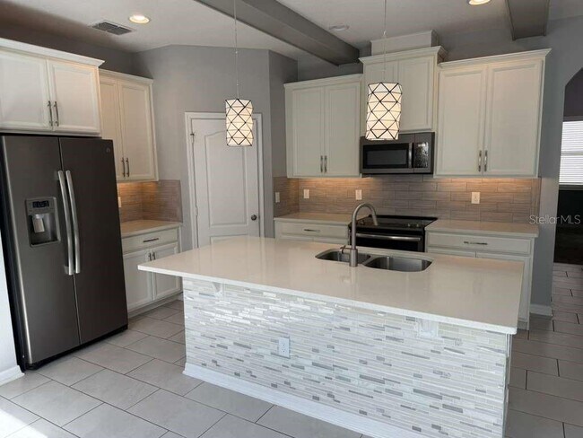 Photo - 1301 Clear Brook Pl