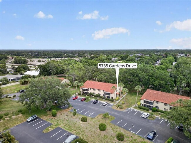 Photo - 5735 Gardens Dr Unidad 5735