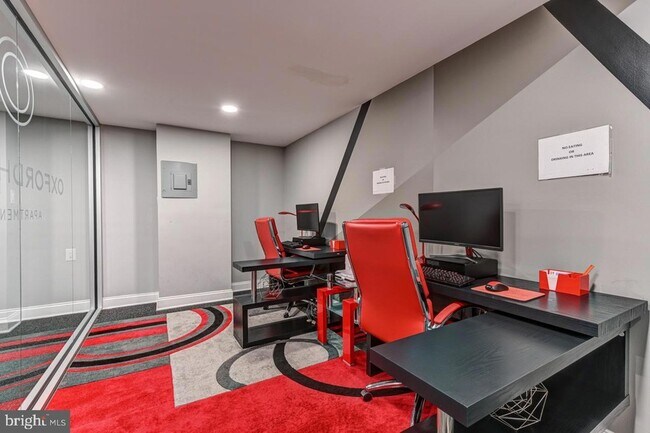 Photo - 6451 Oxford Ave Unidad 1B-C17