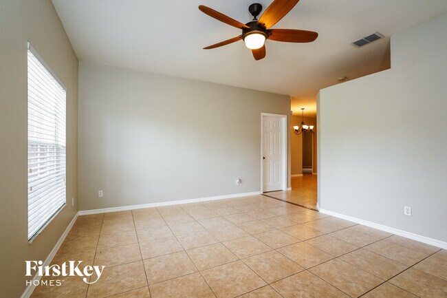 Photo - 806 Anza Ave