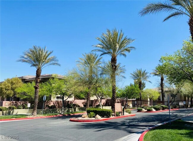 Photo - 908 Duckhorn Ct Condo Unit 102