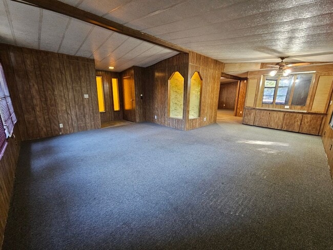 Building Photo - House for Rent in Yelm