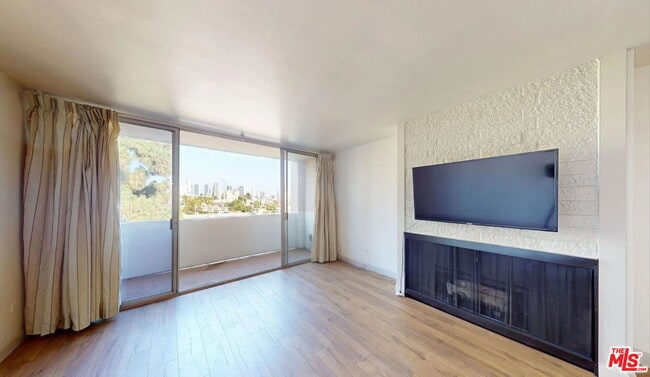 Photo - 421 La Fayette Park Pl Unit 730
