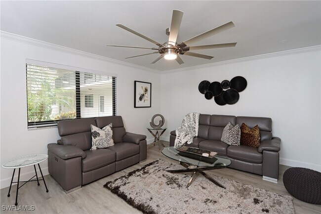 Building Photo - 788 Park Shore Dr Unit E14 Rental