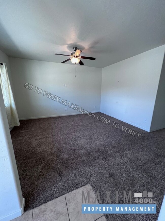 Photo - 389 White River Dr