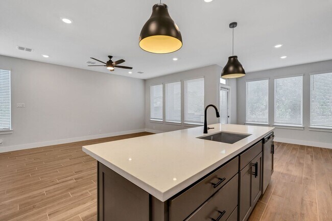 Photo - Beautiful Modern 4 Bedroom Townhome Close to Lackland! Sorento Floorplan