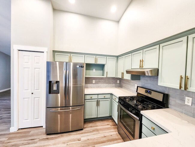 Photo - Arlington Rambler - 3bd/2ba