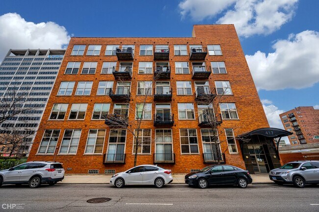 Building Photo - 417 S Jefferson St Unit 401B Rental