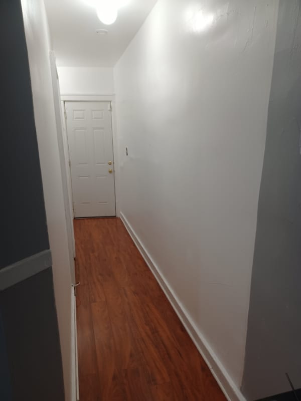 Photo - 433 W Savannah St