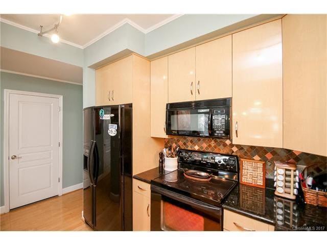 Photo - Dilworth/SouthEnd - 2 bed/2.5 bath First Floor Private Entrance