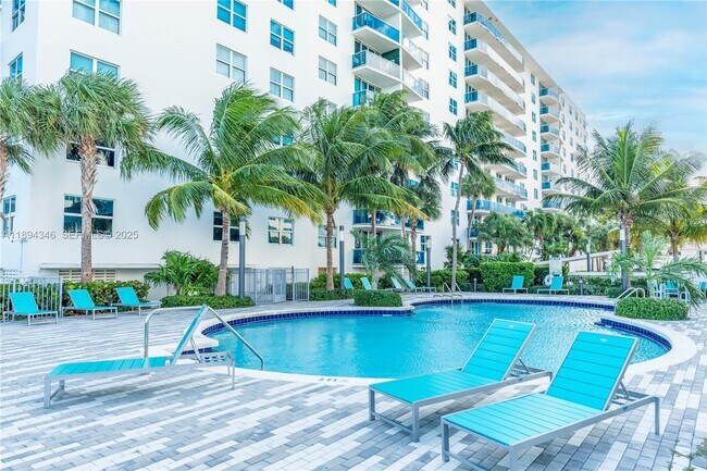 Photo - 7501 E Treasure Dr Unit 6A