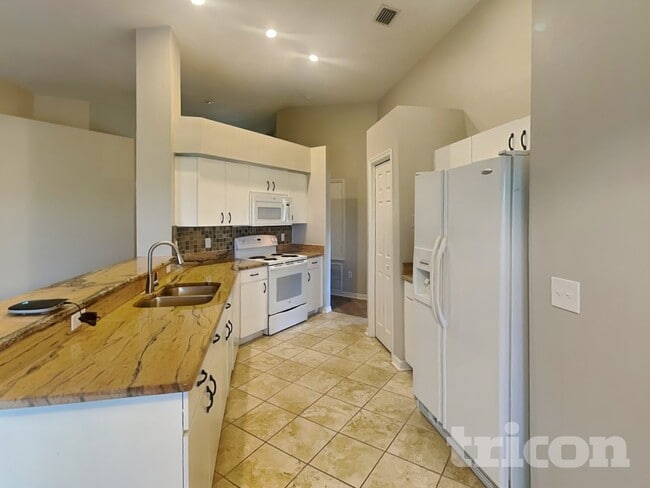 Photo - 10417 Salisbury St