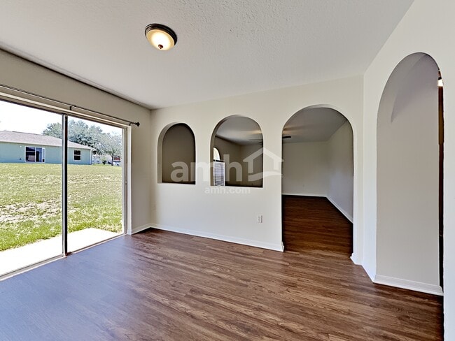 Photo - 2007 Elmhurst Ln