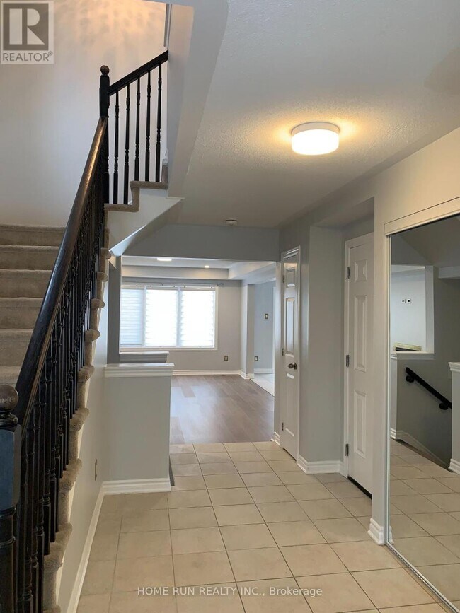 Photo - 1013 Apolune St