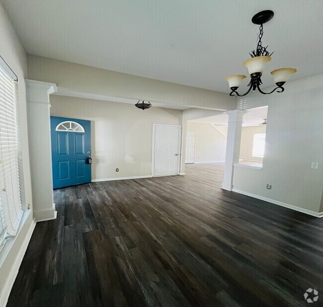 Alexander Woods Nearby Townhomes for Rent Charlotte NC 2