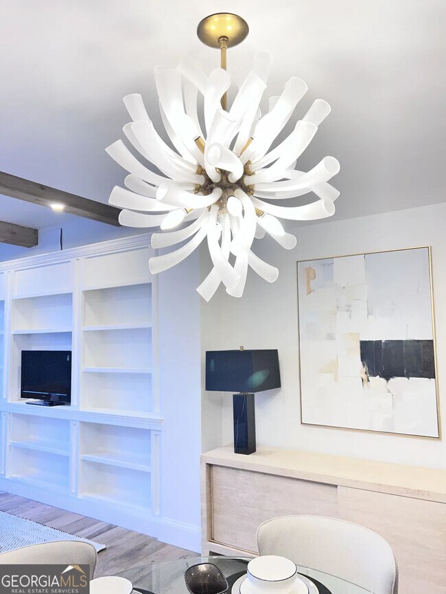 Photo - 3530 Piedmont Rd NE Unit #1M