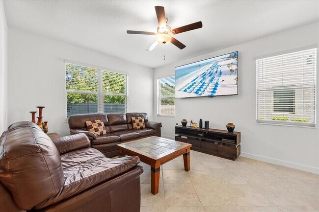 Photo - 8166 Crescent Oaks Dr
