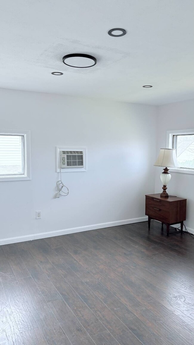 Photo - 20 Basket Ln