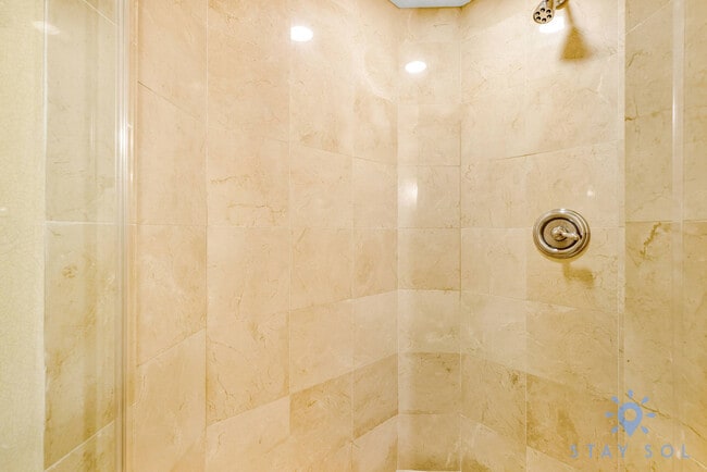 Photo - 18001 Collins Ave Unit ID1227470P