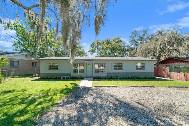 Front View - 636 Seminole Ave Unit 636
