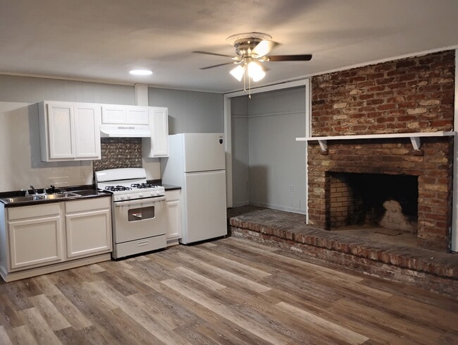 Building Photo - 507 N 38th Ave Unit C