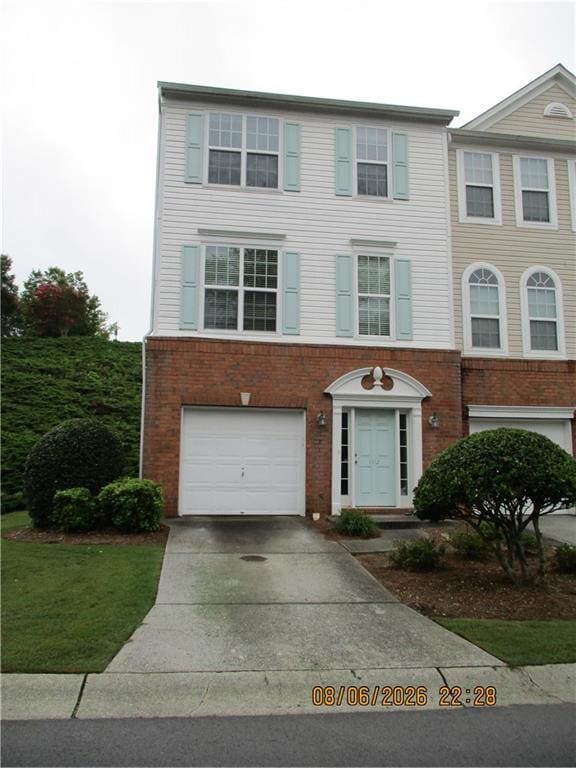 Building Photo - 1112 Thornborough Dr