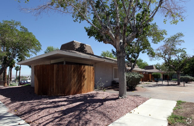 Photo - Espinosa Terrace