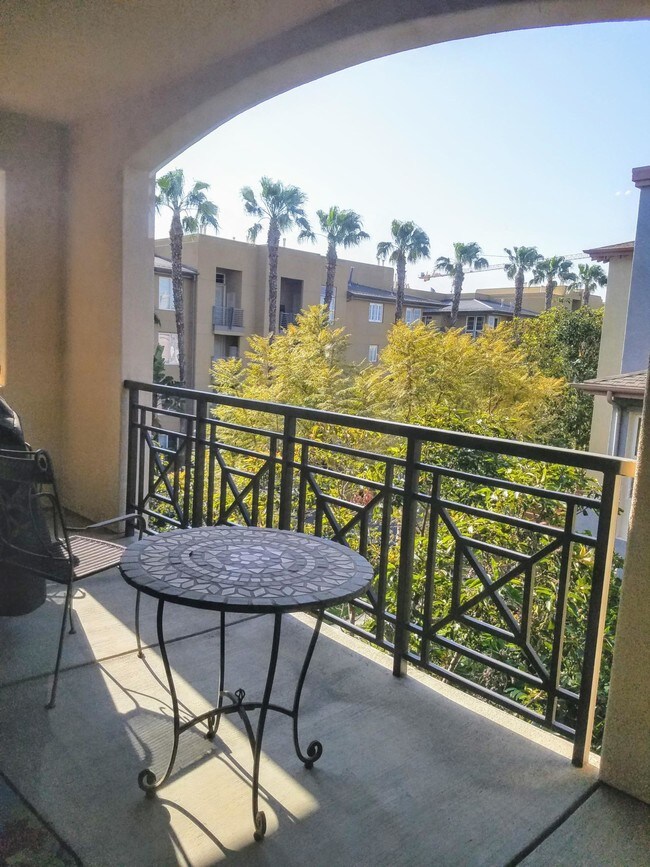 Photo - 13075 Pacific Promenade Unidad 301 Rental