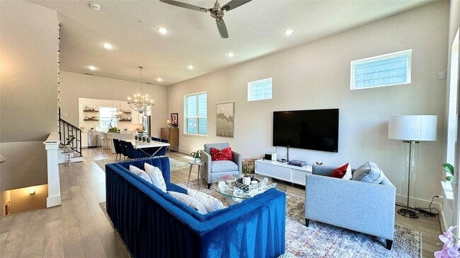 Photo - 1216 W 21st St