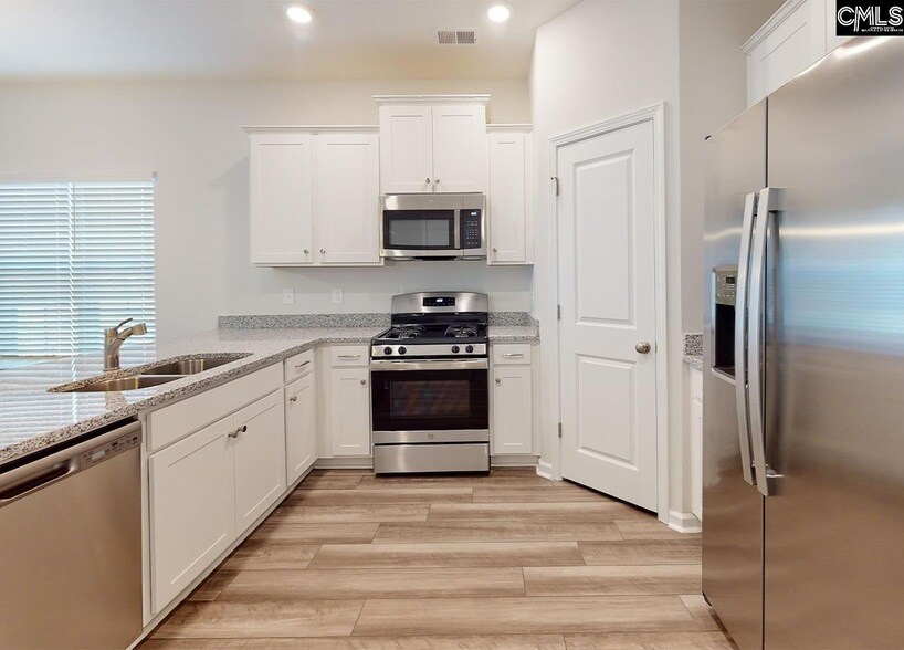 Photo - 1102 Semoran Wy