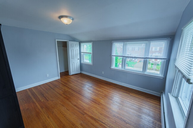 Photo - 1035 Cobbs St