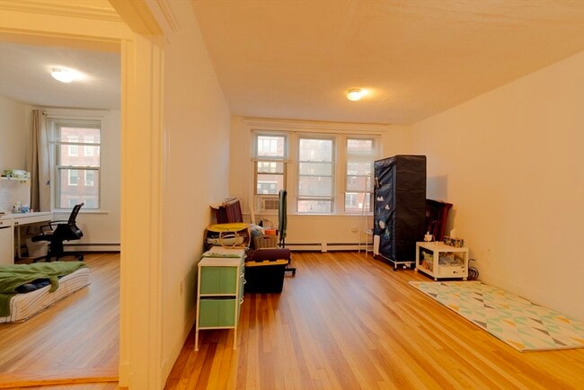 Building Photo - 24 Ransom Rd Unit 7