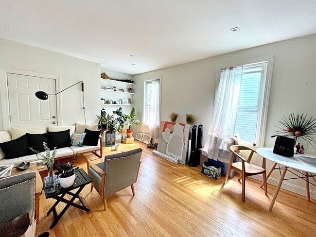 Photo - 250 Webster St Unit 2