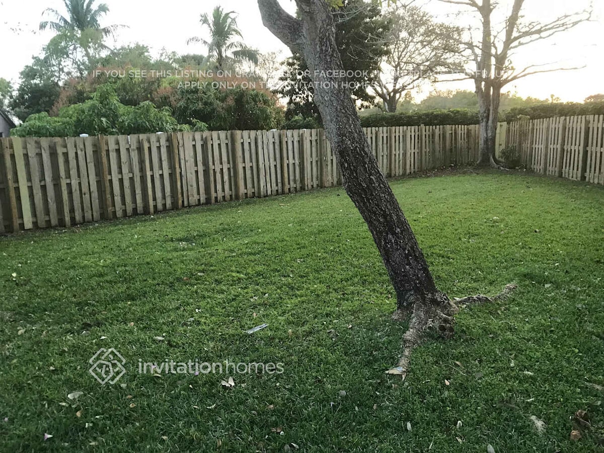 Photo - 17150 NW 11th St