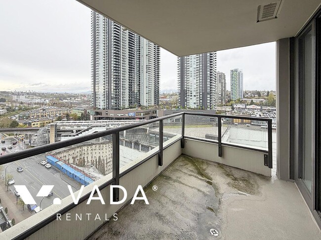 Photo - Tandem 2 BR APT Rental 1706-4182 Dawson St Burnaby: VADA Unit 1706