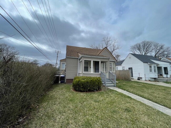 Photo - 8203 Brace St House