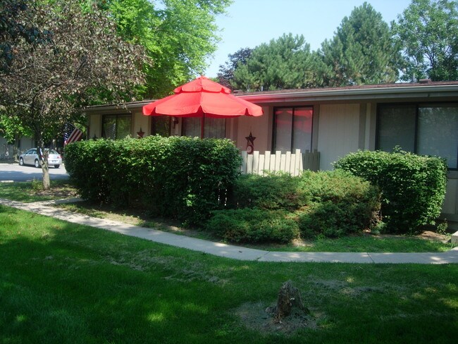 Rose Stone Apartments - Rose Stone Apartments