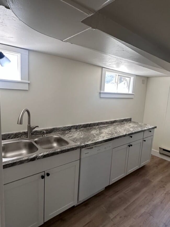 Photo - 516 S 11th Ave Unidad C/Basement