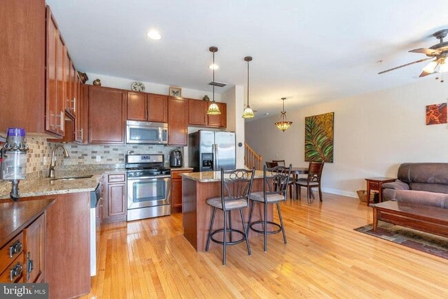 Photo - 128 Justin Dr