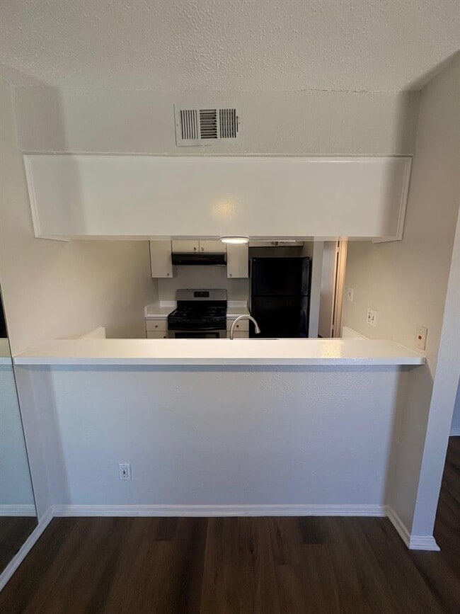 Photo - 7801 Shoal Creek Blvd Unit 201