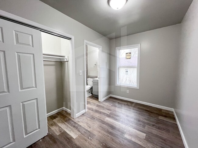 Photo - 2026 S State Ave