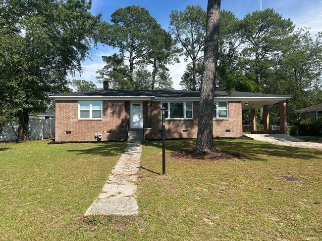 Building Photo - 3711 Kaiser Ave