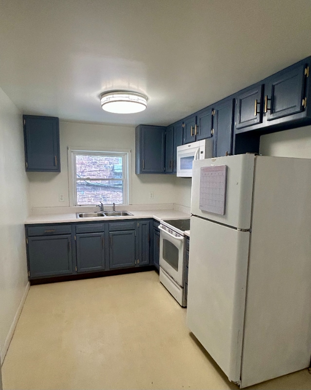 Photo - 286 S Branch St