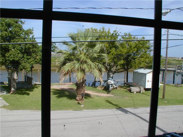 Photo - 415 Galley Way