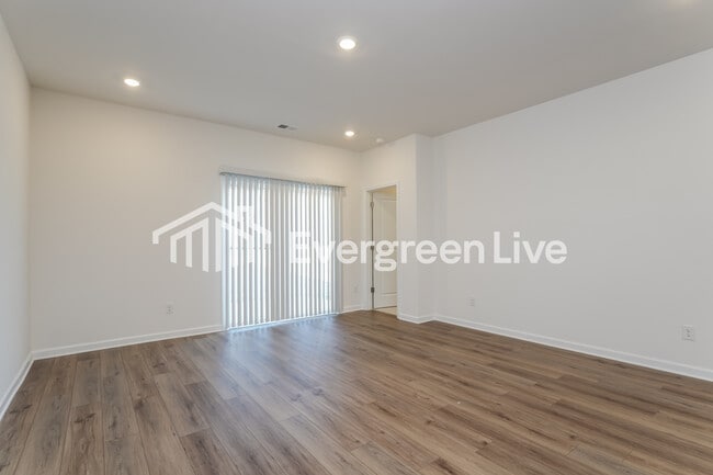 Photo - 1813 Holmsey Cir