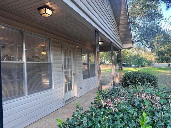 Photo - 124 Plum St