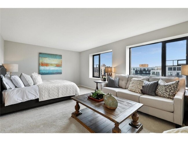 Building Photo - 15 S 1st St Unit A713 Rental