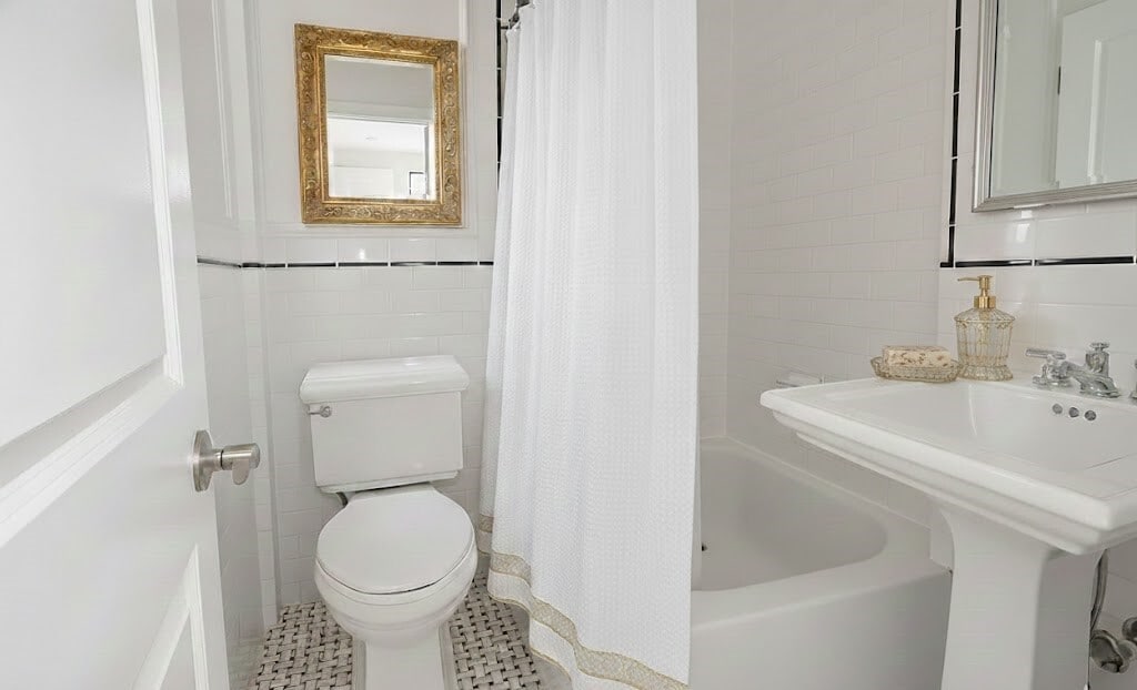 Photo - 79 Christopher St